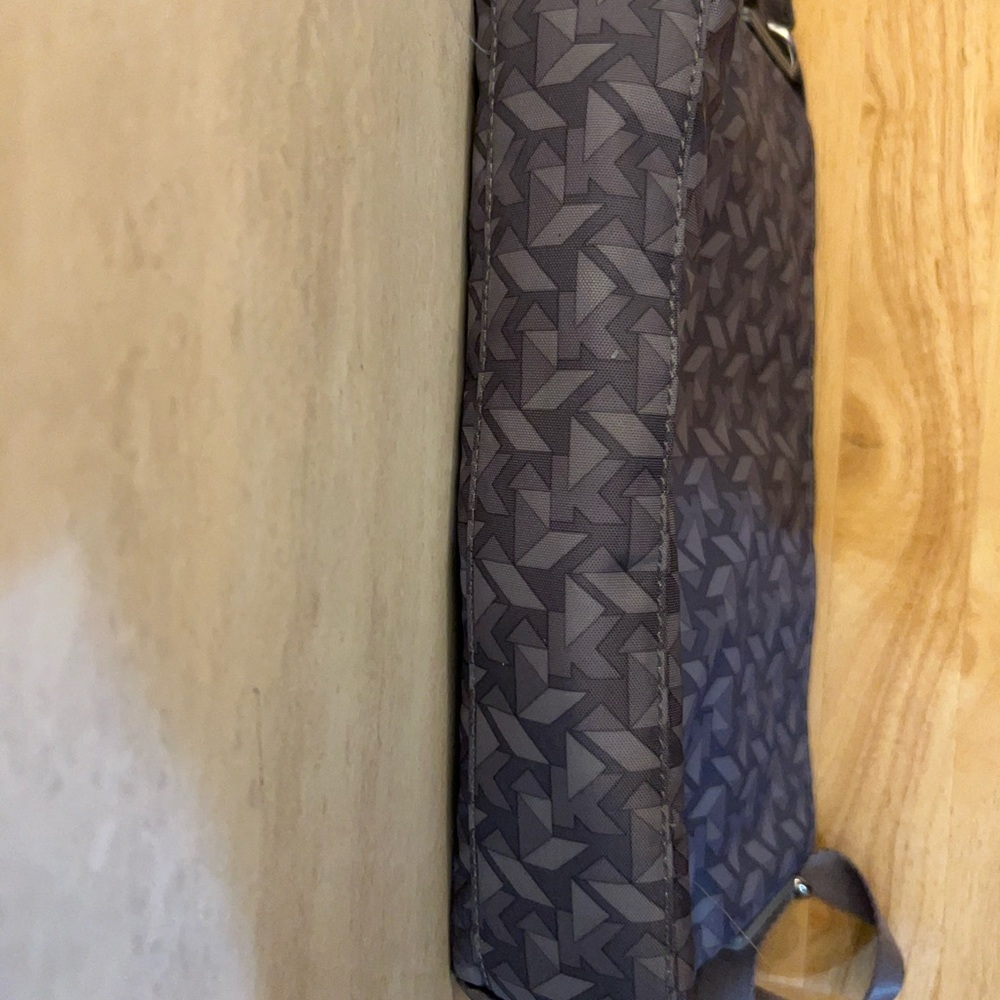 Kipling Hobo Gray Geometric Shoulder Bag - Picture 12 of 16